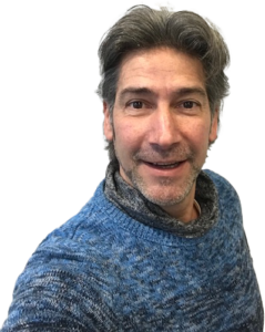 Lucian uitgesneden